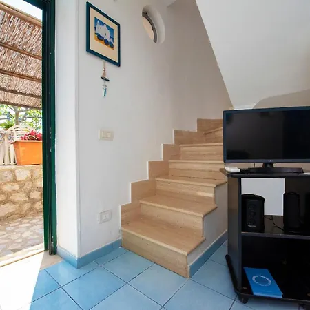 Holiday home La Sciuscella
